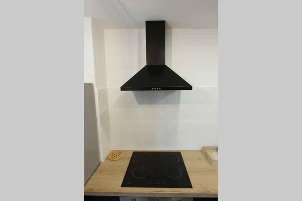 Appartement Centre De Valenciennes Entierement Equipe 64M2 Zewnętrze zdjęcie