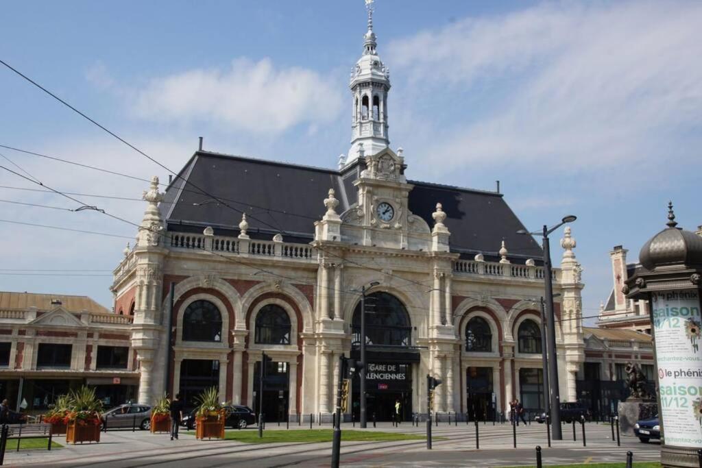 Appartement Centre De Valenciennes Entierement Equipe 64M2 Zewnętrze zdjęcie